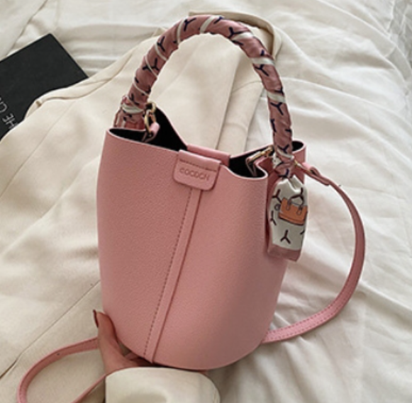 SASO Sac seau avec pochette