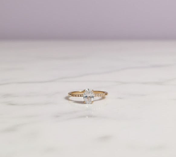BAGABLA Bague quartz blanc sertie de zircon vermeil or 18k