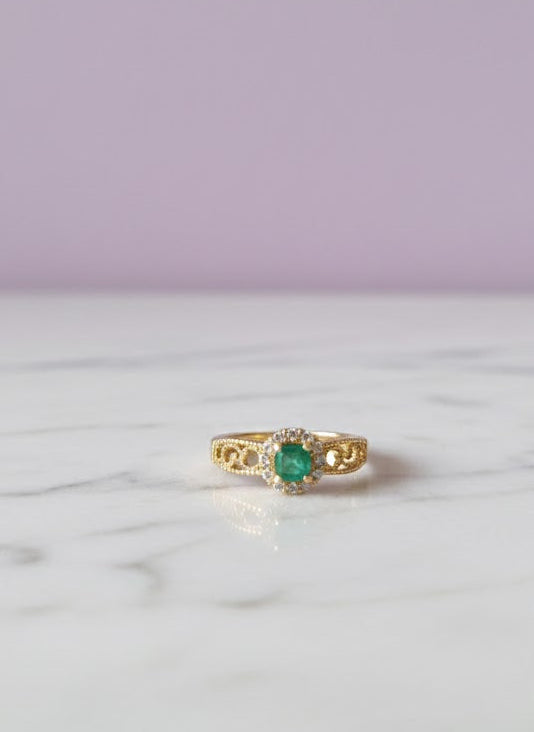 BAGEMAU Bague émeraude monture dentelle vermeil or 18k
