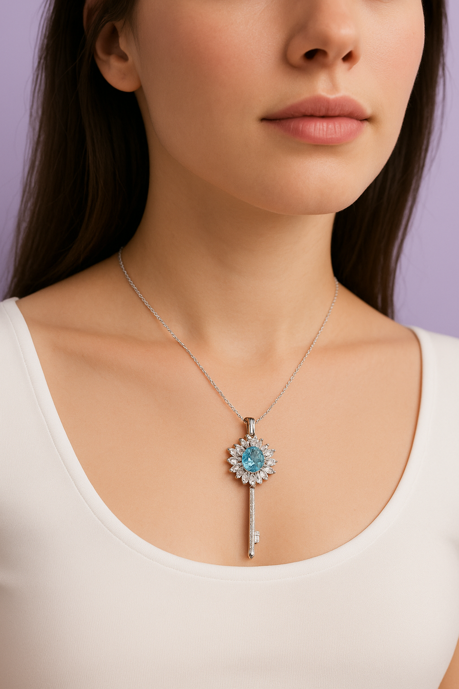 "CLETO" Pendentif avec strass forme clef topaz london en argent