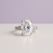 CRISTAL Bague ajustable ovale de cristal de roche en argent 925 sertie de zircons