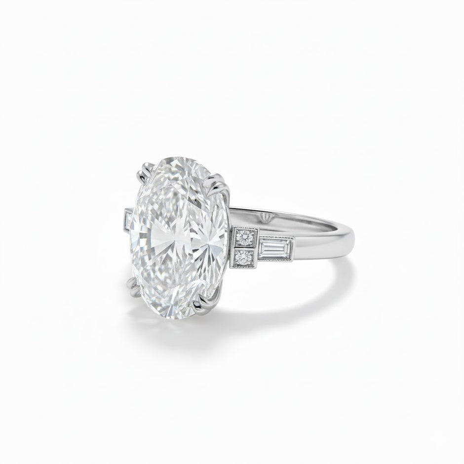 CRISTAL Bague ajustable ovale de cristal de roche en argent 925 sertie de zircons