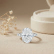 CRISTAL Bague ajustable ovale de cristal de roche en argent 925 sertie de zircons