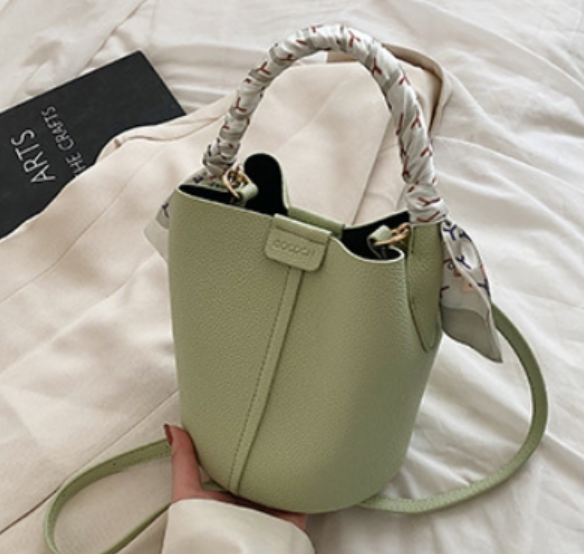 SASO Sac seau avec pochette