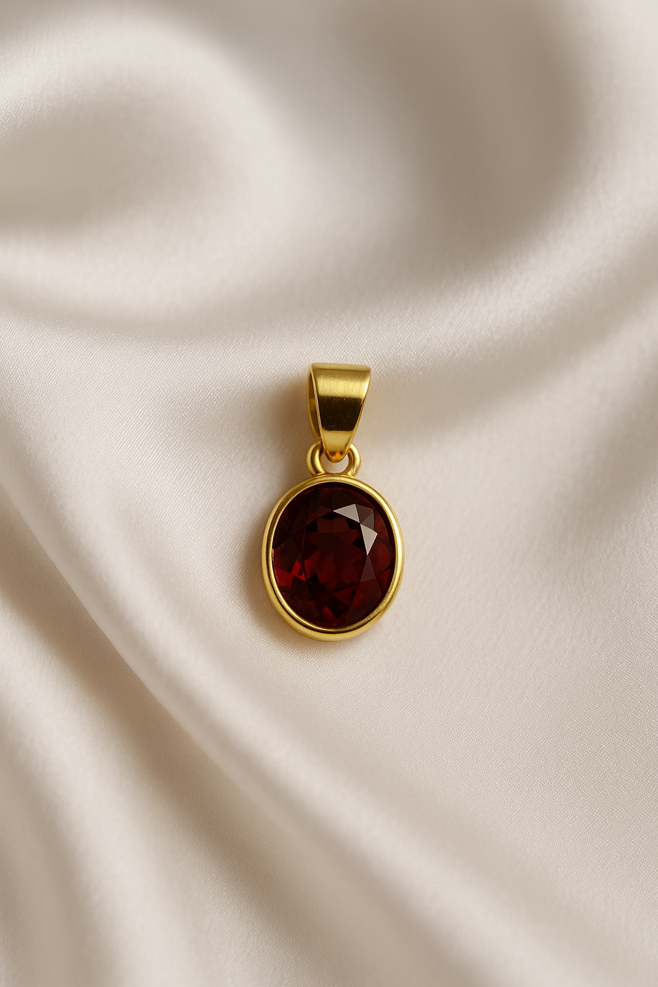 "GRENI" Pendentif grenat ovale en vermeil