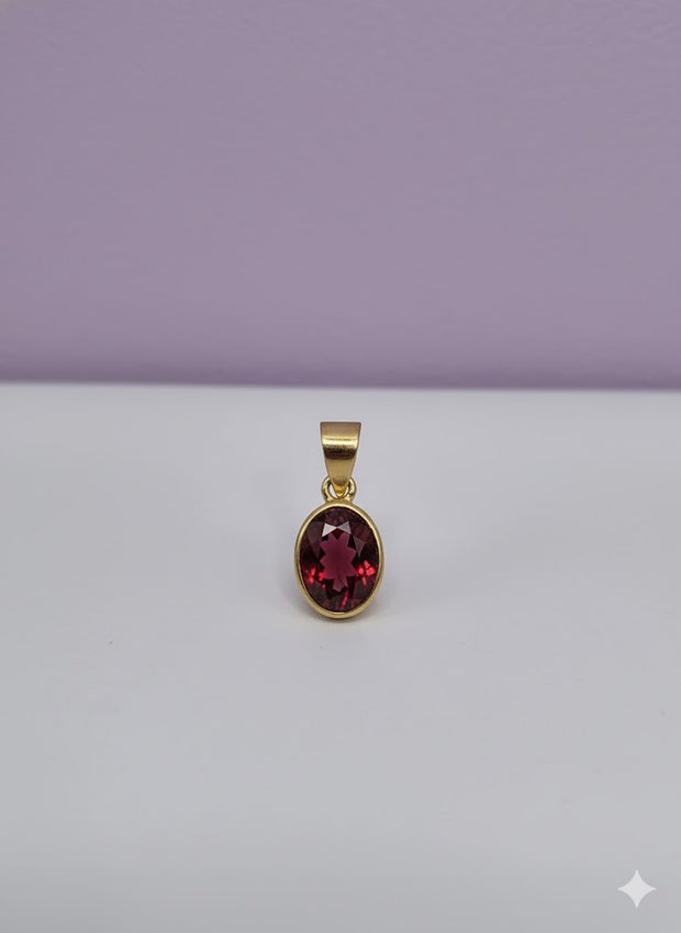 "GRENI" Pendentif grenat ovale en vermeil