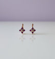 JARGRERO Boucle doreille fleur grenat et zircon  en vermeil or rose