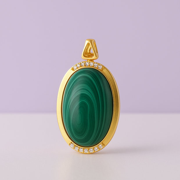 "MALACHIA" Pendentif malachite ovale sertie de zircon en vermeil