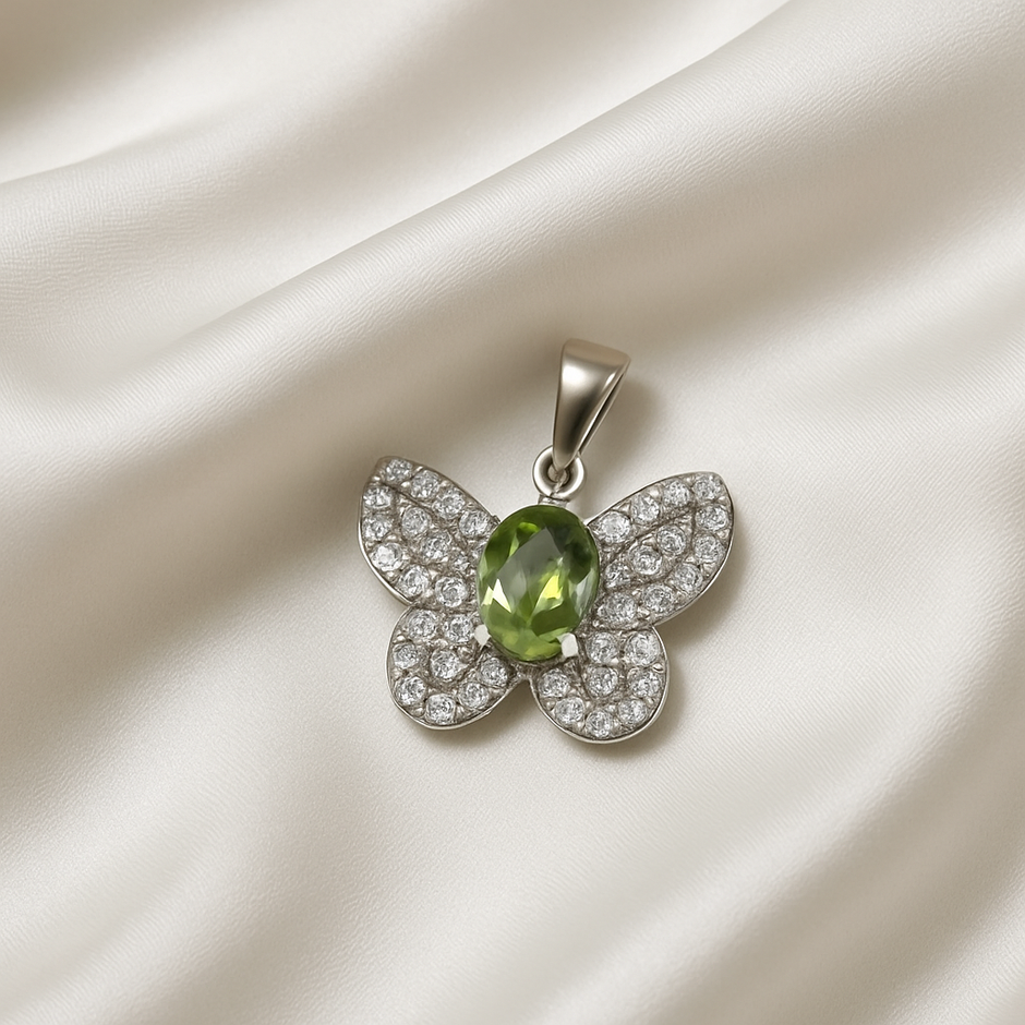 "PAPDO" Pendentif avec strass forme papillon péridot en argent
