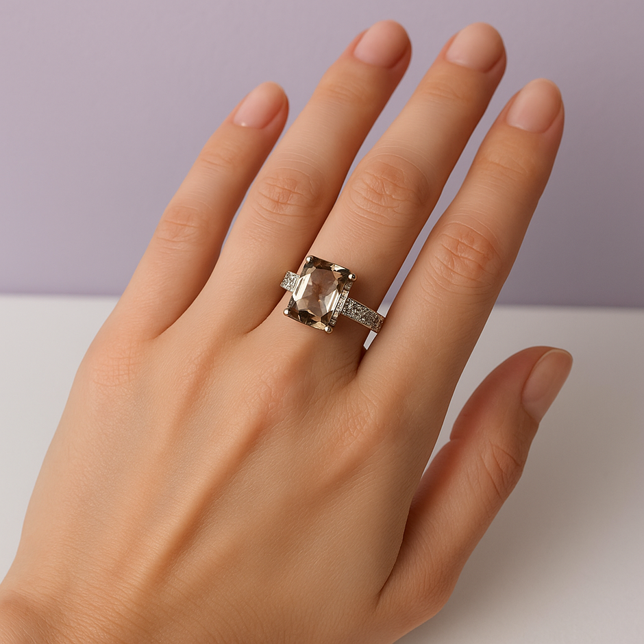 "SMOKIA" Bague quatz fumé sertie de pierre zircon en argent
